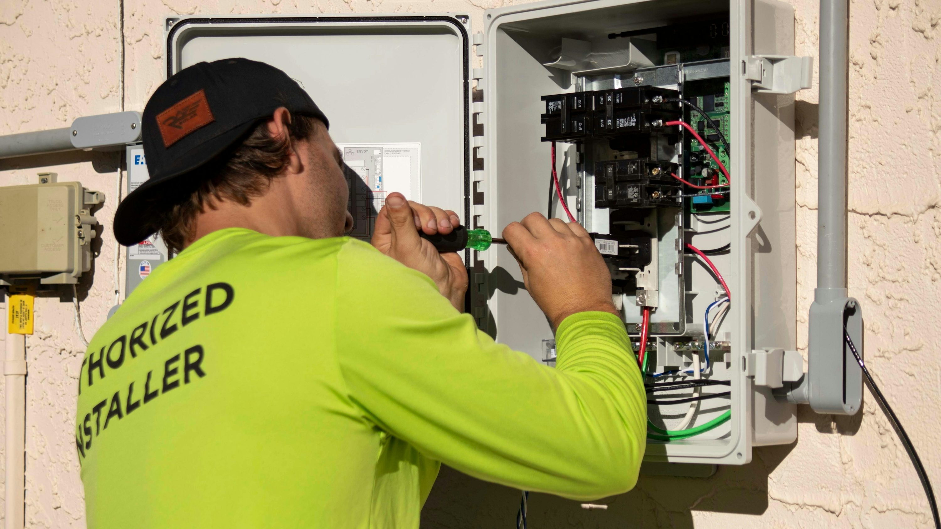 Licensed electrical installation and repair services for homes and businesses in Metro Manila